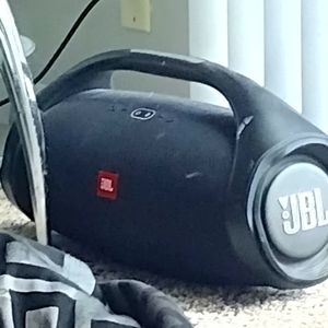 JBL boom box speaker with charger
